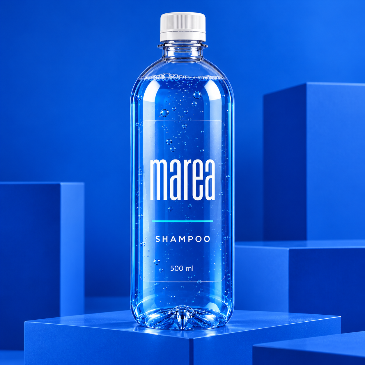 Shampoo con etiqueta personalizada. Visualización ilustrativa.