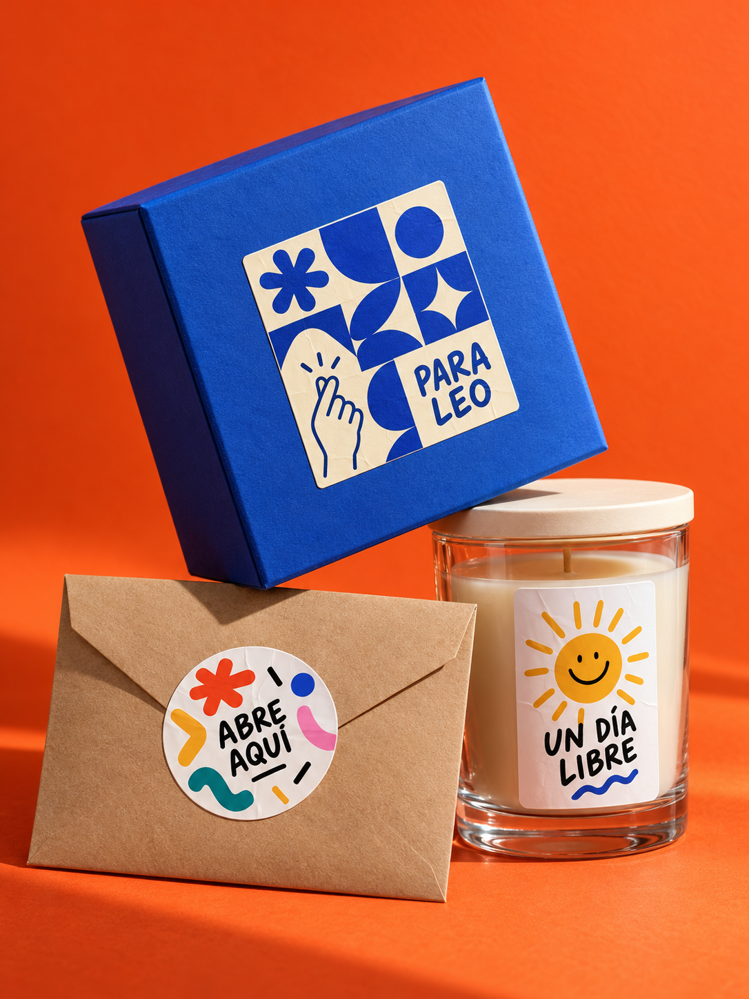 Un regalo: aplicaciones de etiquetas del diseño aprobado.